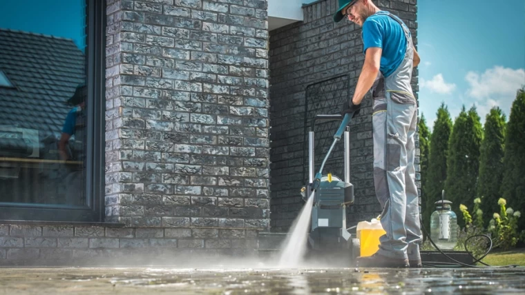 Pressure Washing Service for Outdoor Areas