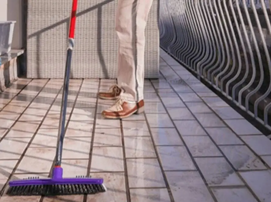 balcony-cleaning-abudhabi